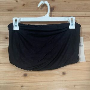 Mono B Elegant Black Tube Crop Top